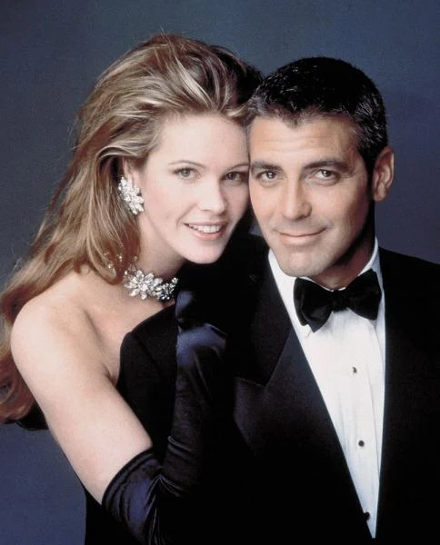 Jego filmową partnerką była modelka Elle Macpherson, jednak klęska "Batmana i Robina" sprawiła, że wytwórnia Warner Bros postanowiła odłożyć plany kolejnego obrazu serii na... 8 lat.