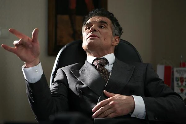 Marek Włodarczyk w filmie "Komisarz Blond i Oko Sprawiedliwości"