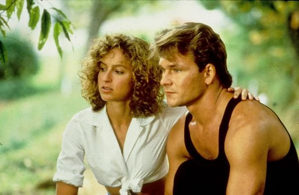 25 lat temu na ekranach amerykańskich kin zadebiutował "Dirty Dancing" - taneczny hit lat 80. z rolami Patricka Swayze i Jennifer Gray. Polscy widzowie oglądali film Emile Ardolino pod tytułem 'Wirujący seks". 25 lat temu na ekranach amerykańskich kin zadebiutował "Dirty Dancing" - taneczny hit lat 80. z rolami Patricka Swayze i Jennifer Gray. Polscy widzowie oglądali film Emile Ardolino pod tytułem 'Wirujący seks".