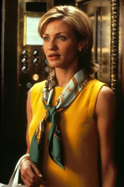 Pierwsze role zupełnie ją zaszufladkowały, przez co w kolejnych latach cały czas będzie obsadzana w kreacjach słodkich, lecz nieco głupiutkich i naiwnych blondynek. Taka jest jej Kimberly Wallace z filmu "Mój chłopak się żeni"...