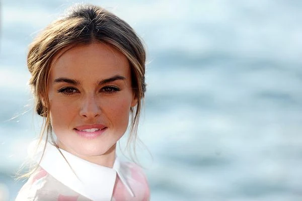 Mieszkająca we Włoszech aktorka i modelka Kasia Smutniak była "matką chrzestną" 69. edycji festiwalu filmowego w Wenecji. Polka poprowadziła ceremonię inauguracji i zamknięcia imprezy.