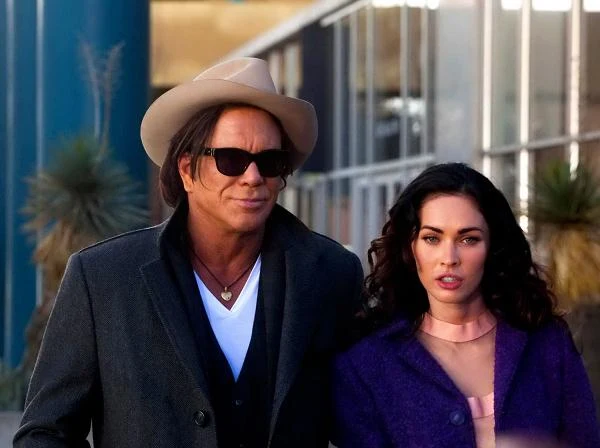 Nate Poole w "Grze namiętności" (2010, z piękną Megan Fox)