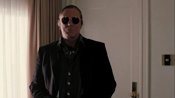 Armand "Blackbird" Degas w "Killshot" (2008)