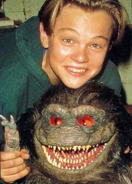 Z takimi "zwierzaczkami" bawił się Leonardo DiCaprio. Josh z "Crittersów 3" był pierwszym ekranowym występem 17-latka.