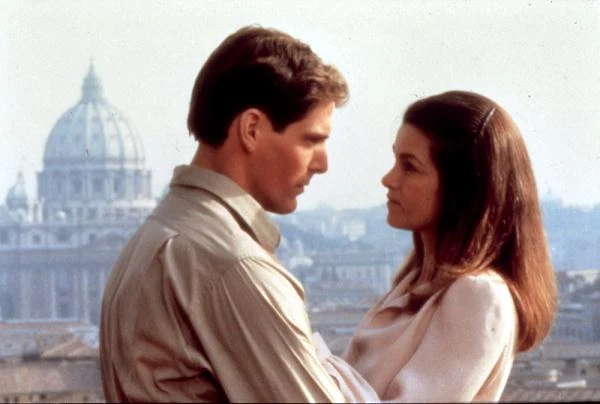 W filmie "Jego eminencja" ( 1982) Christopher Reeve wcielił się w postać ojca Johna Flaherty'ego, który w trakcie II wojny światowej robi karierę w Watykanie. Nie przeszkadza mu to jednak uwikłać się w romans z kandydatką na zakonnicę.