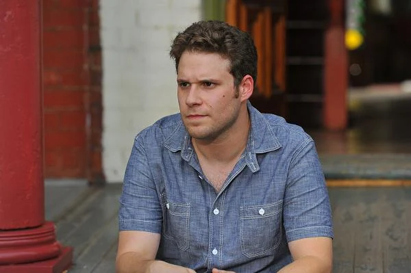 Seth Rogen w scenie z filmu "Take This Waltz"