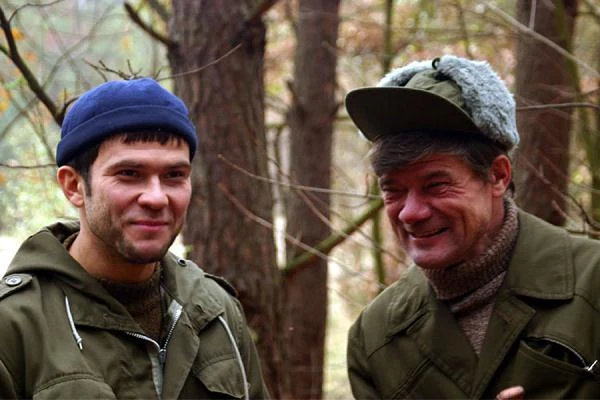 W serialu "Dziki" zagrał kłusownika. W serialu "Dziki" zagrał kłusownika.