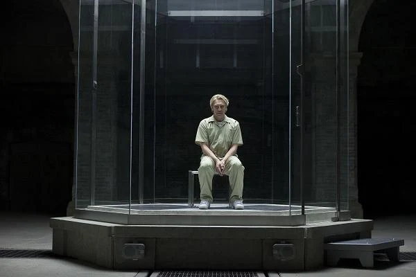 Javier Bardem w scenie z filmu "Skyfall"