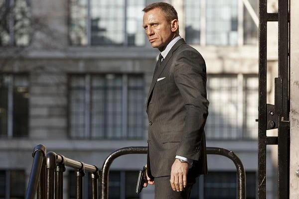 Daniel Craig w scenie z filmu "Skyfall"