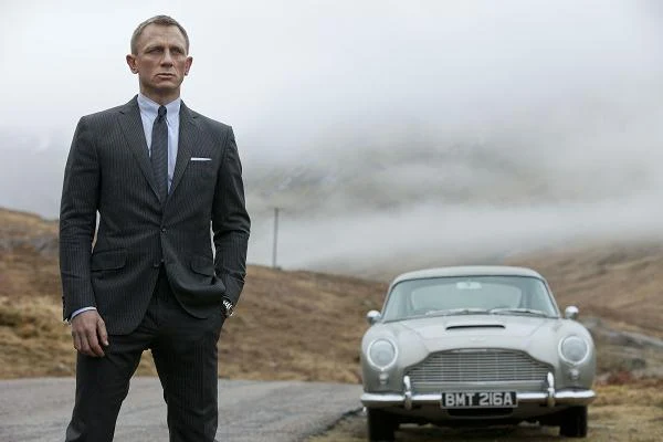 Daniel Craig w scenie z filmu "Skyfall"
