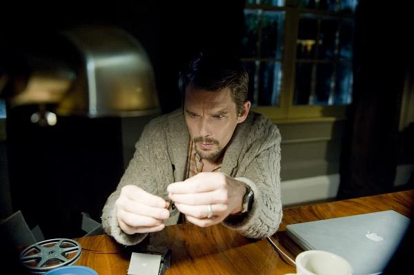 Ethan Hawke w filmie "Sinister"