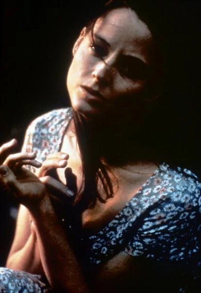 Udział w "Nell" (1994) Michael Apteda przyniósł Foster, odtwórczyni tytułowej roli, ostatnią jak dotąd nominację do Oscara.