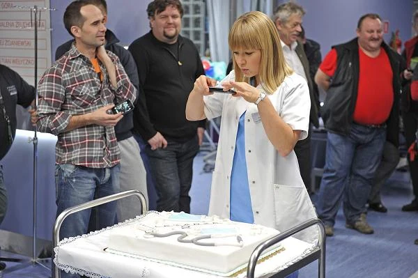 Na wypadek gdyby fotoreporterzy nie podołali zadaniu, Katarzyna Bujakiewicz również uwieczniła historyczne wyfdarzenie.