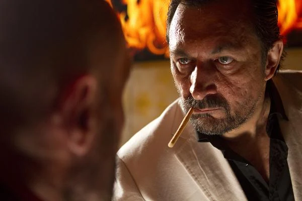 Serge Riaboukine w scenie z filmu "Biała noc"