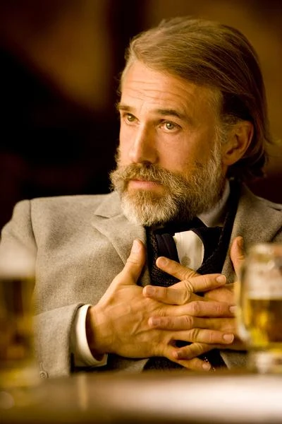Chistoph Waltz w scenie z filmu "Django"