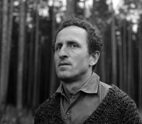 Znakomite oceny zebrał za kreację w poetyckim "Żywocie Mateusza" Witolda Leszczyńskiego (1967), gdzie wykreował tragiczną postać nadwrażliwego mężczyzny o duszy dziecka. Film był adaptacją norweskiej powieści "Ptaki" autorstwa Tarjei Vesaasa. Znakomite oceny zebrał za kreację w poetyckim "Żywocie Mateusza" Witolda Leszczyńskiego (1967), gdzie wykreował tragiczną postać nadwrażliwego mężczyzny o duszy dziecka. Film był adaptacją norweskiej powieści "Ptaki" autorstwa Tarjei Vesaasa.