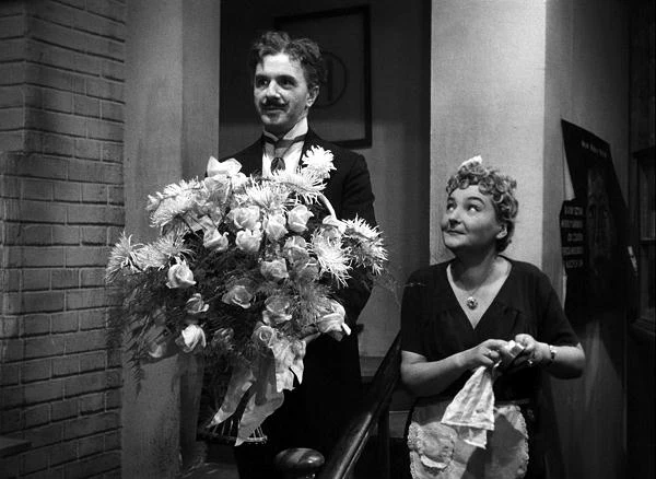 Edward Dziewoński i Wanda Łuczycka w filmie "Jutro premiera"