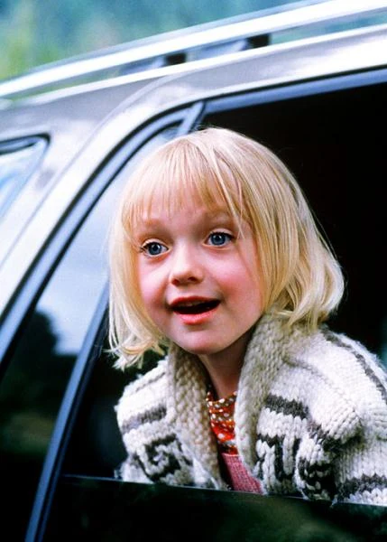 Dakota Fanning w filmie "24 godziny" (2002)