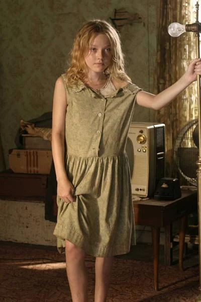 Dakota Fanning w filmie "Hounddog" (2007)