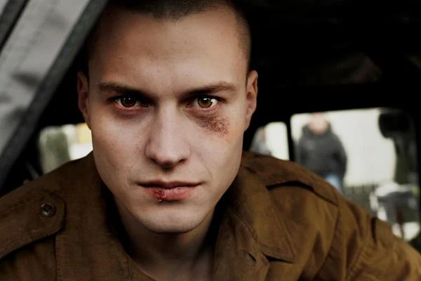 Dźmitry Vinsent Papko w scenie z filmu "Żywie Biełaruś!"