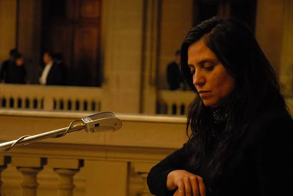 Francisca Gavilán w filmie "Violeta poszła do nieba"