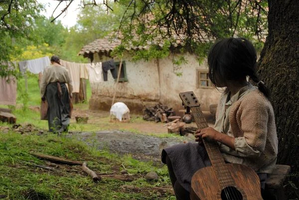 Kadr z filmu "Violeta poszła do nieba"