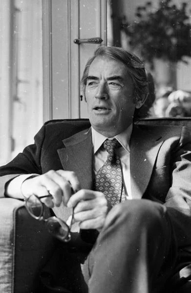 Gregory Peck był także prezydentem przyznającej Oscary amerykańskiej Akademii Filmowej. W trakcie swojej kadencji lobbował za docenieniem przez członków Akedemii pełnometrażowych animacji (chodziło wtedy o "Księgę dżungli"). Zrezygnował z funkcji w 1970 roku, kiedy próba włączenia animacji do grupy filmów rywalizujących o Oscara zakończyła się niepowodzeniem. 21 lat później "Piękna i besta" została pierwszą animacją w historii, która otrzymała nominację do Oscara w kategorii "najlepszy film" - fot. Terry Disney