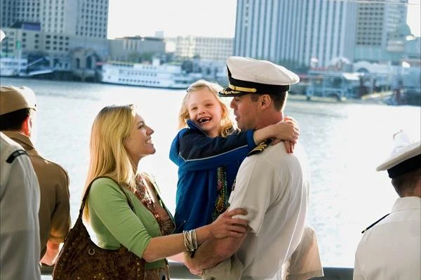 W 2006 roku można ją było oglądać na ekranie w dwóch dużych produkcjach. Najpierw zagrała w "Deja Vu" Tony'ego Scotta połączeniu kina akcji i science-fiction, którego gwiazdą był Denzel Washington.