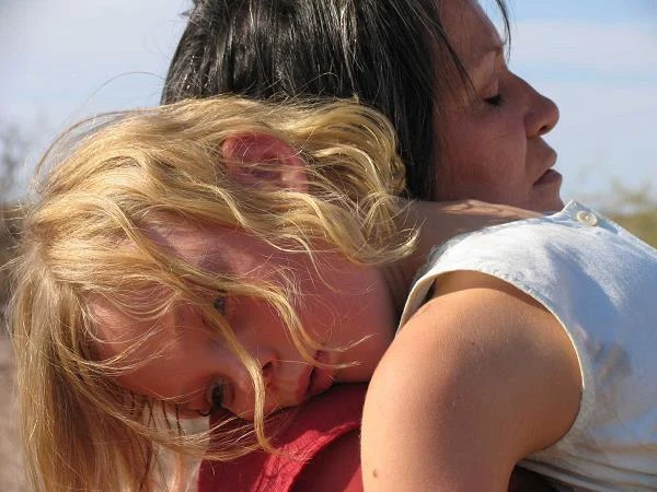 Następnie wcieliła się w ekranową córkę Brada Pitta i Cate Blanchett w dramacie "Babel" (2006) Alejandro Gonzáleza Inárritu. W tym samym roku młoda aktorka wystąpiła też w serialach: "Zagubiony pokój" i w jednym z odcinków "Dr House'a".