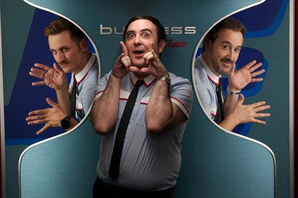 Raúl Arévalo, Carlos Areces i Javier Cámara w scenie z filmu "Przelotni kochankowie" Raúl Arévalo, Carlos Areces i Javier Cámara w scenie z filmu "Przelotni kochankowie"