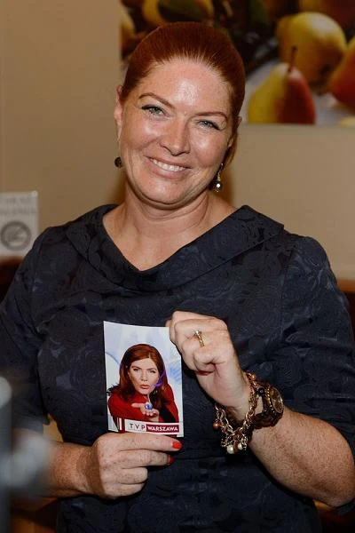 W grudniu 2011 dziennikarka mówiła w rozmowie z magazynem "Świat i Ludzie": "Nie jestem taka cicha i potulna. Ale dziś ważniejszy jest da mnie kręgosłup moralny niż bezpardonowa walka za wszelką cenę o 'moje'. Dzięki temu mogę spokojnie patrzeć na siebie w lustrze. A zajęć mi nie brakuje. Pracuję na estradzie, uczę studentów wydziału dziennikarstwa, mam program w TVP Warszawa... W życiu jest czas na karierę i na moment wyciszenia, gdy można zastanowić się nad przyszłością".