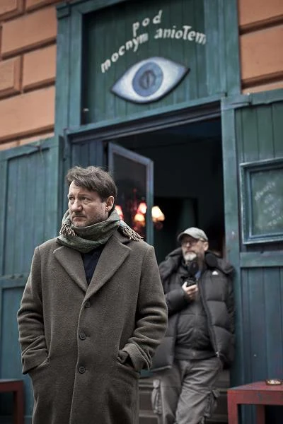 Robert Więckiewicz i Wojtek Smarzowski na planie filmu "Pod Mocnym Aniołem"