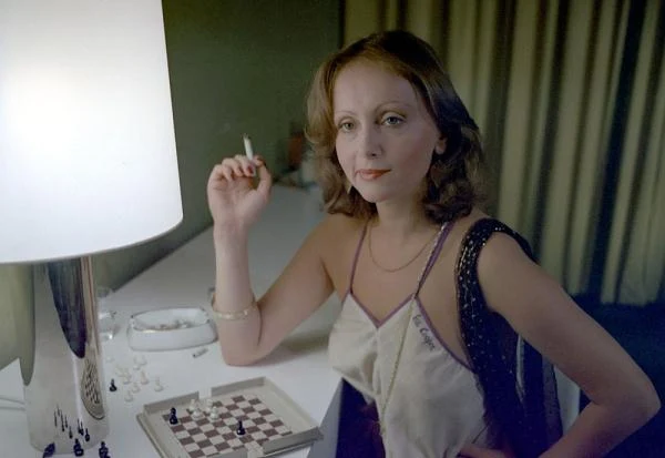 Premiera filmu odbyła się 16 maja 1983 roku. Obraz zyskał przychylność recenzentów. "... zwykłe kino. Szanujące reguły gry, w którym za dobre się wynagradza, kamera nie narzuca swojej obecności, piękna kobieta może się przyśnić a przeznaczenie jest wpisane w zmęczone spojrzenie Wielkiego Szu. Do dzisiaj nie wstydzą się tej zwykłości wielkie szkoły filmowe, szczególnie amerykańskie. U nas takie kino nie może się przebić, może jest już zresztą zbyt późno. Dlatego 'Wielki Szu' jest jak powrót do początku fascynacji, która trzyma nas jeszcze w kinie, mimo wszystko" - podkreślał Maciej Zalewski w miesięczniku "Kino".