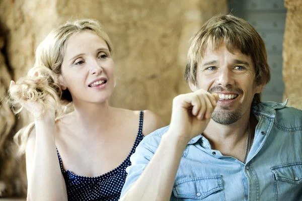 Julie Delpy i Ethan Hawke w filmie 'Przed północą"