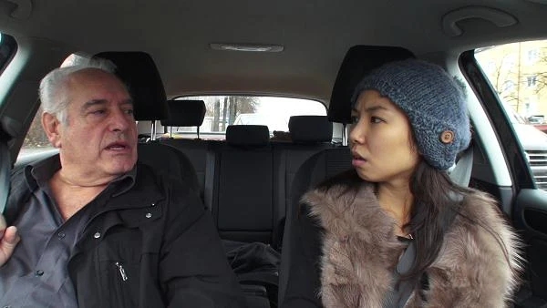 Kadr z filmu "Kto cię uczył jeździć"?