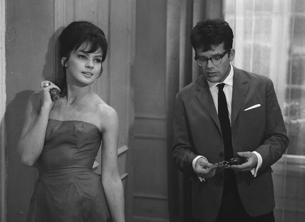 Porównywano ją do Avy Gardner i Audrey Hepburn. Ona jednak nie czuła się gwiazdą. Rzadko pojawiała się na salonach, niechętnie mówiła o sobie. "Zachowywała się tak, jakby skrywała w sobie jakąś tajemnicę" - wyznał kiedyś Tadeusz Konwicki.

Zagrała w 22 filmach. Ostatnim była ekranizacja powieści Michała Choromańskiego "Zazdrość i medycyna" w reżyserii Janusza Majewskiego. Niewierna Rebeka, kobieta fatalna, zmysłowa i niebezpieczna, to jej rola życia. A scena erotyczna z Andrzejem Łapickim weszła do historii kina. Z miłości do mężczyzny swego życia Bolesława Kwiatkowskiego, specjalisty od prawa międzynarodowego, zniknęła z ekranu i wyjechała do Nowego Jorku. Pracowała w bibliotece przy ONZ. Odwiedzała przyjaciół w kraju, ale mało mówiła o sobie. Potem razem z mężem znalazła swoją przystań w Hiszpanii. Tam też, pod koniec lipca 2003 roku oboje zginęli w wypadku samochodowym.