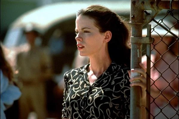 W 2001 roku pojawiła się w superprodukcji Michaela Bay'a - "Pearl Harbor", gdzie zagrała - u boku Bena Afflecka i Josha Hartnetta - amerykańską pielęgniarkę wplątaną w trójkąt miłosny.