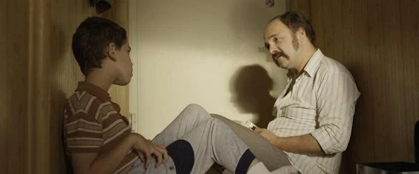 Kamil Tkacz i Arkadiusz Jakubik w filmie "Chce się żyć" - fot. Paweł Dyllus