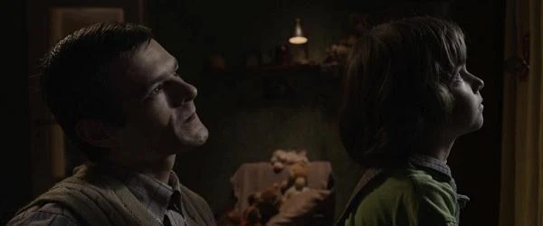 Dawid Ogrodnik (L) w filmie "Chce się żyć" - fot. Paweł Dyllus