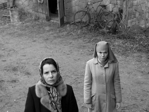 Agata Kulesza i Agata Trzebuchowska w filmie "Ida"