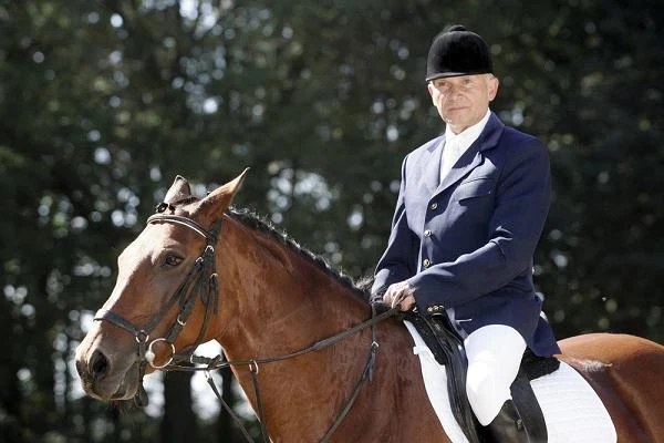 Marek Siudym nigdy nie ukrywał, że gra na scenie nie jest jego największą pasją. - Aktorstwo to moja praca i wykonuję ją po to, aby żyć, a nie żyję po to, aby pracować. Nie jest też tym czymś, bez czego nie mógłbym egzystować. Moją prawdziwą pasją są konie - mówi gwiazdor.