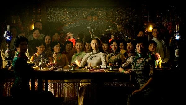 Ziyi Zhang w scenie z filmu "Wielki mistrz"