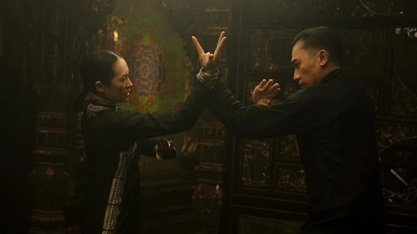 Ziyi Zhang i Tony Leung w scenie z filmu "Wielki mistrz"