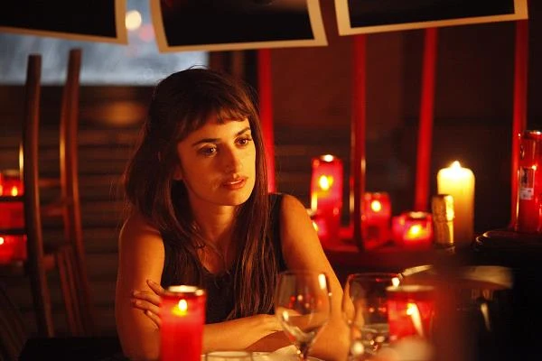 Penélope Cruz w scenie z filmu "Powtórnie narodzony"