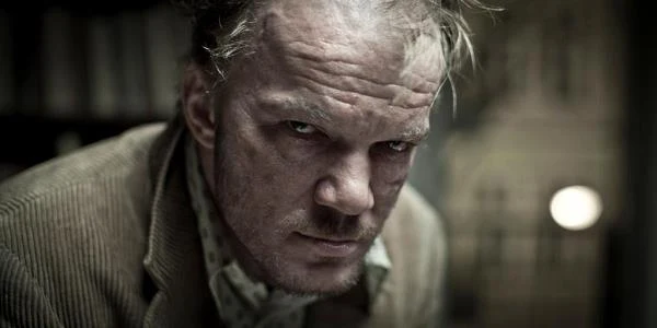 Eryk Lubos w scenie z filmu "Pod Mocnym Aniołem"