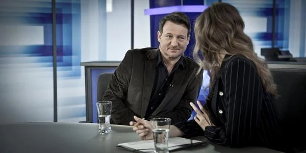 Robert Więckiewicz w scenie z filmu "Pod Mocnym Aniołem"