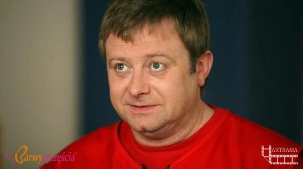 W latach 2007-2011 Olaf Lubaszenko występował w popularnym serialu "Barwy szczęścia", wcielając się w postać Romana Pyrki, męża Marii (Izabela Kuna).