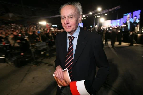 W 2005 roku Kilar został członkiem Honorowego Komitetu Poparcia Lecha Kaczyńskiego w wyborach prezydenckich; podczas kampanii przed wyborami do parlamentu w 2007 udzielił wsparcia Prawu i Sprawiedliwości, a po śmierci Lecha Kaczyńskiego w katastrofie lotniczej w Smoleńsku w 2010 był Honorowym Przewodniczącym Śląskiego Społecznego Komitetu Poparcia Jarosława Kaczyńskiego w przedterminowych wyborach prezydenckich - fot. Stefan Maszewski