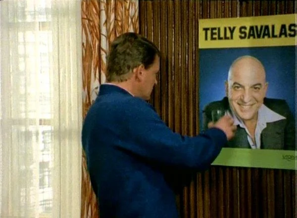 Plakat z Tellym Savalasem w gabinecie porucznika Borewicza?  Twórcy serialu "07 zgłoś się" nie ukrywali inspiracji "Kojakiem".