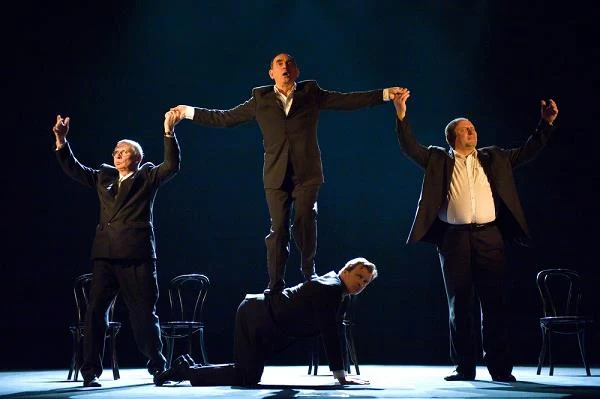 Ważnym etapem artystycznej kariery Peszka była współpraca od 1964 roku z kompozytorem i dramaturgiem Bogusławem Schaefferem i z założonym w 1962 r. przez Adama Kaczyńskiego zespołem MW2. W zespole tym wystąpił m.in. w "Audiencji IV" (1965) i "Kwartecie dla 4 aktorów" (1976) Schaeffera (na zdjęciu) - fot. Tadeusz Koniarz